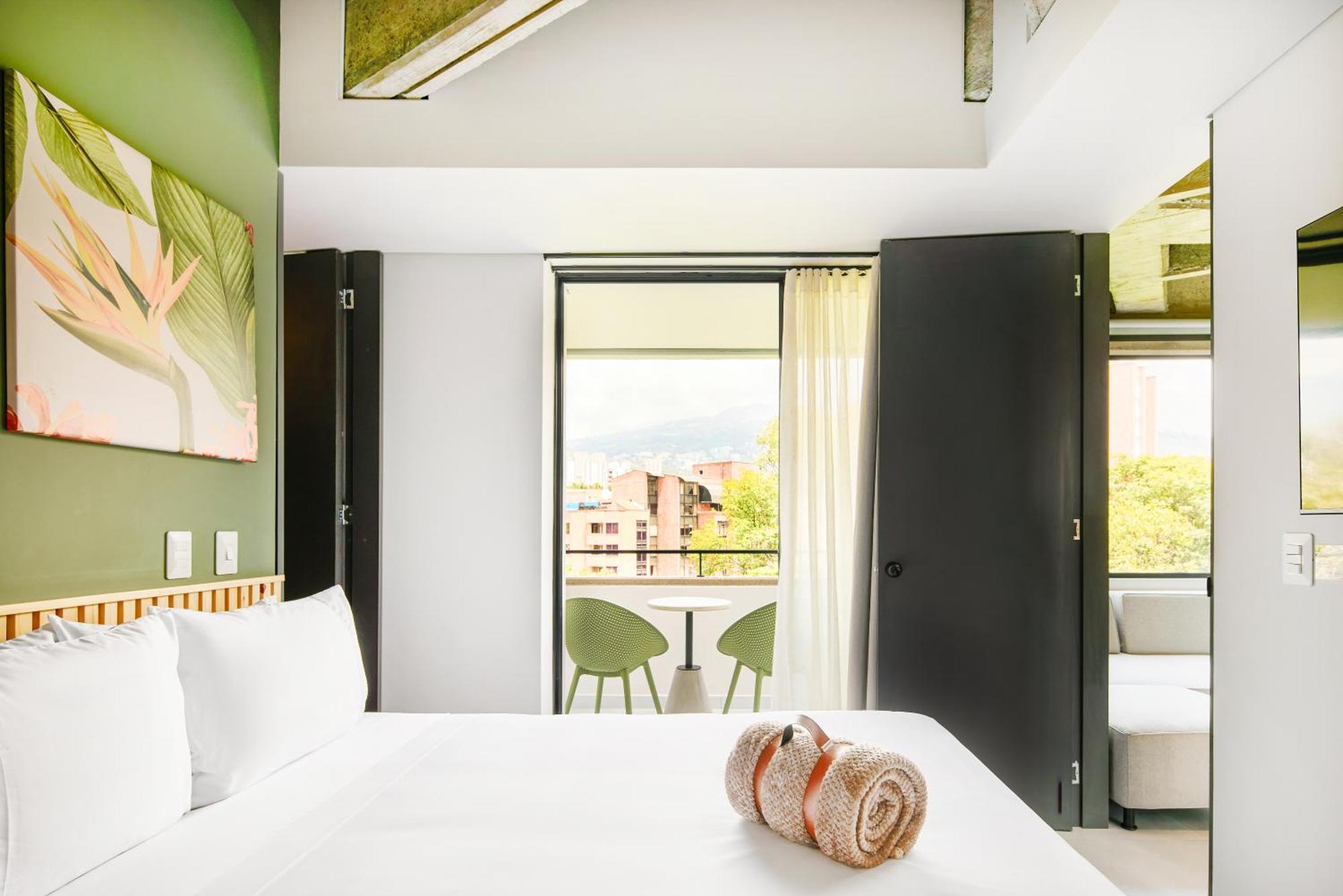 Отель Firenze Lofts Медельин Экстерьер фото