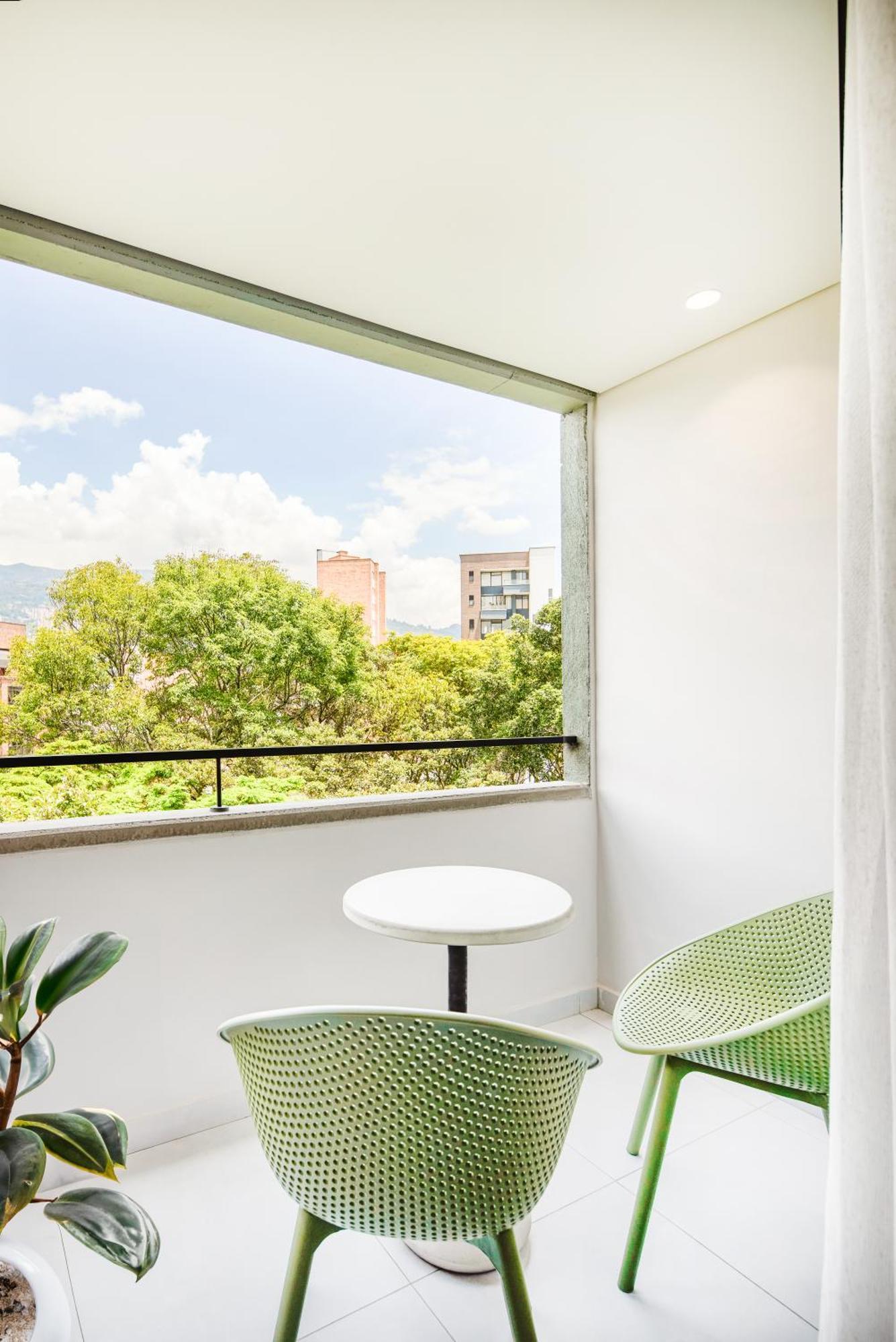 Отель Firenze Lofts Медельин Экстерьер фото